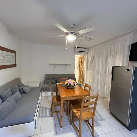 Los Corales Villas And Suites - Beach Club, Spa, Restaurants Punta Cana Bagian luar foto