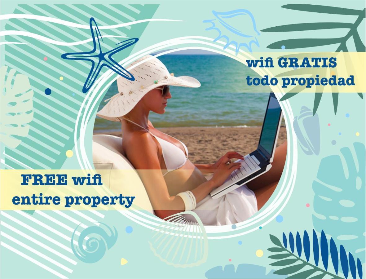 Los Corales Villas And Suites - Beach Club, Spa, Restaurants Punta Cana Bagian luar foto