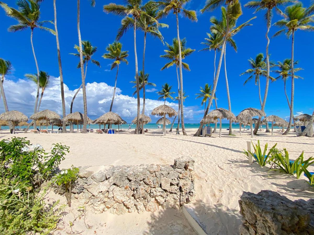 Los Corales Villas And Suites - Beach Club, Spa, Restaurants Punta Cana Bagian luar foto