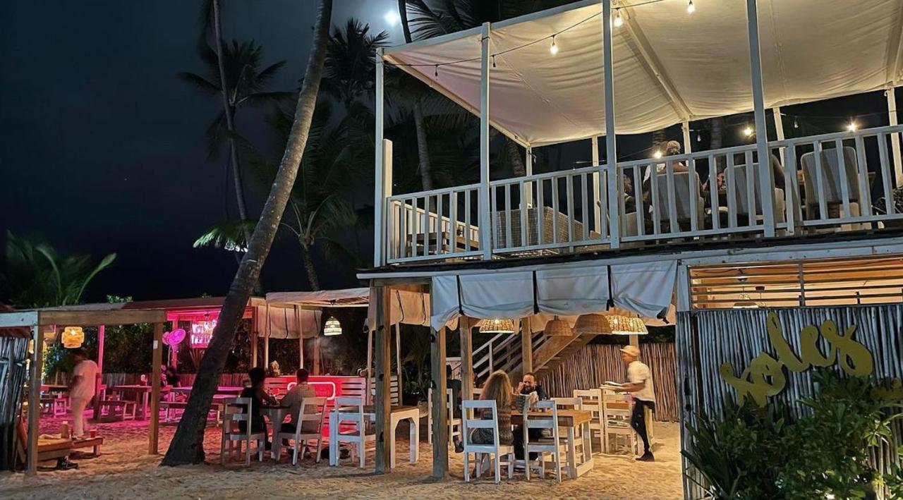 Los Corales Villas And Suites - Beach Club, Spa, Restaurants Punta Cana Bagian luar foto